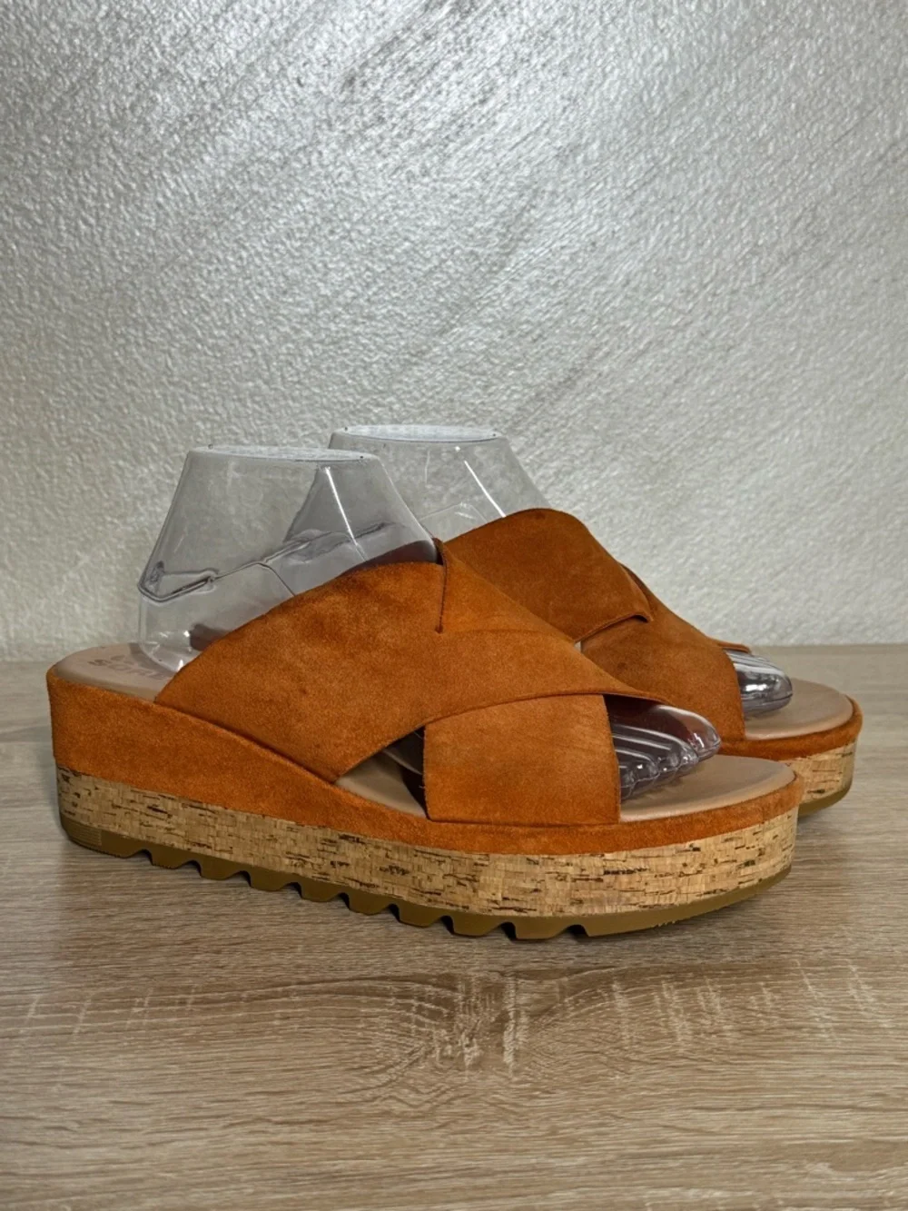 Sorel Women’s 10.5 Cameron Platform Sun Orange Suede Mules Platform Wedge